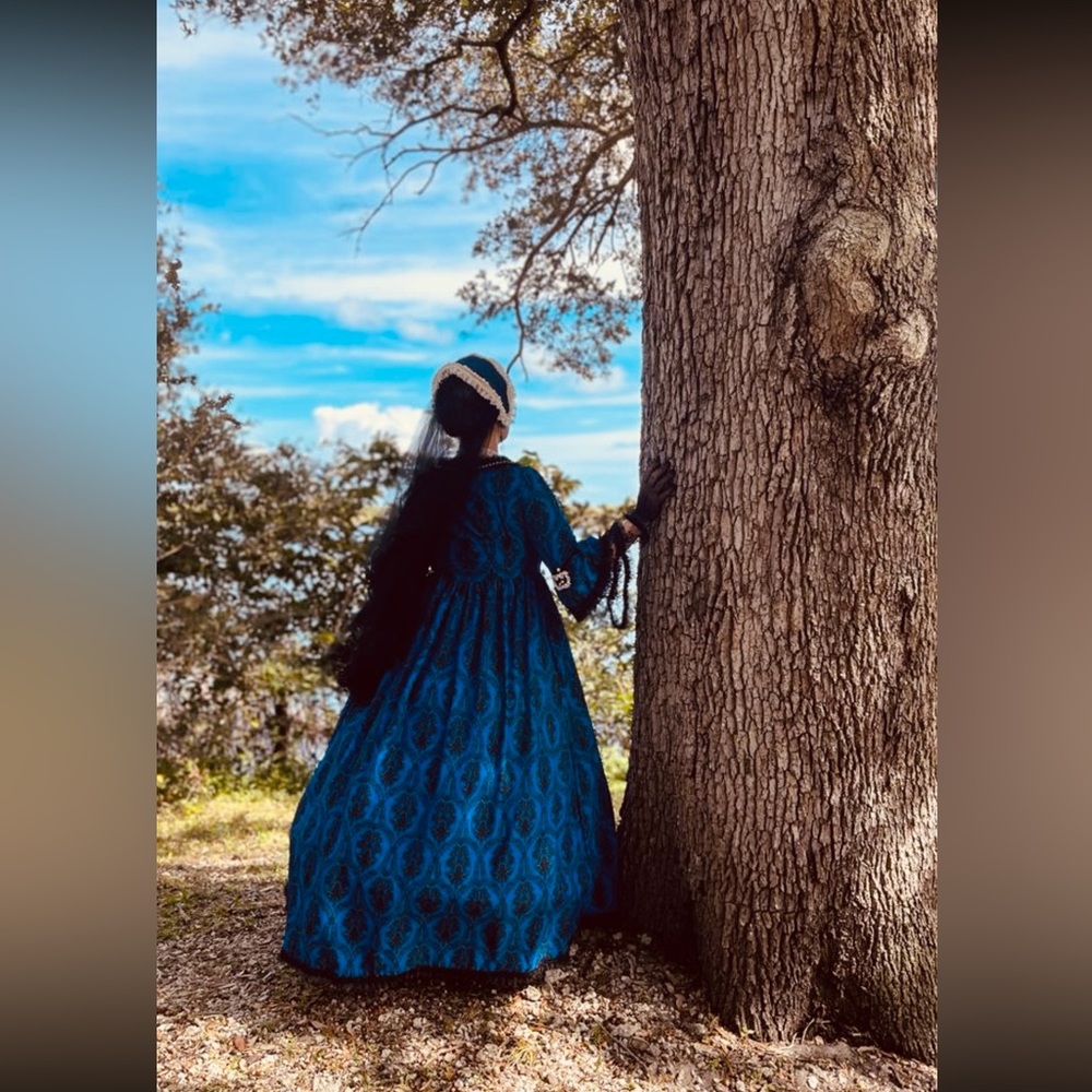 Renaissance Dress, Medival Outfit, Victorian Anne Boleyn View 4